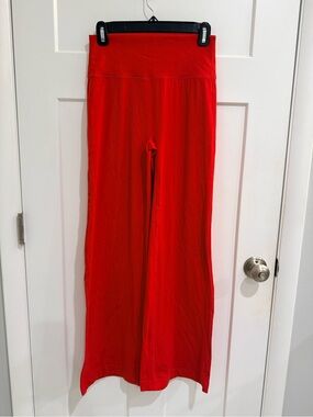 HALARA SoftlyZero High Waisted Tummy Control Bright Red Yoga Pants